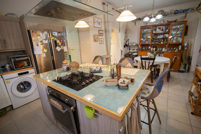 Image No.17-3 Bed Bungalow for sale