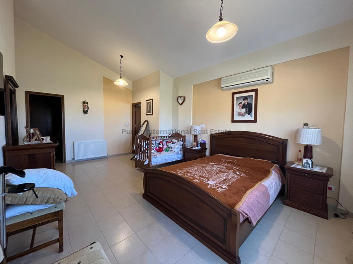 Image No.14-5 Bed Villa for sale