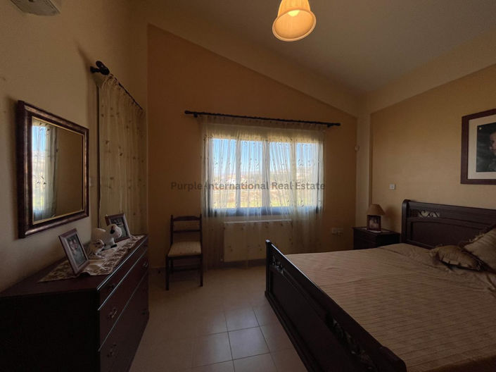 Image No.20-5 Bed Villa for sale