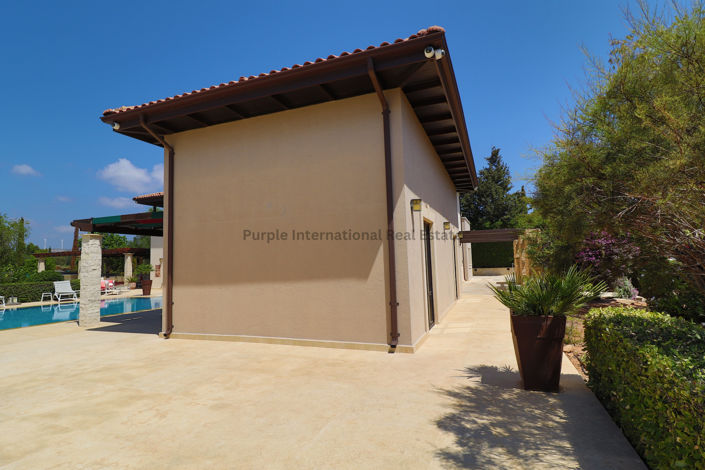 Image No.37-5 Bed Villa for sale