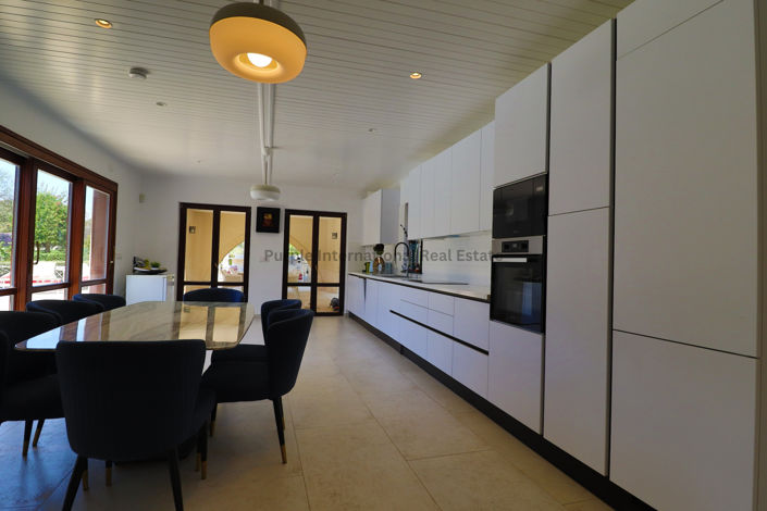 Image No.9-5 Bed Villa for sale