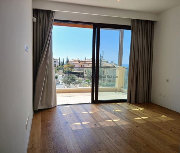 Image No.13-3 Bed Villa for sale