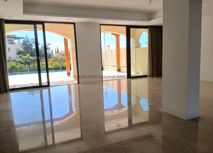 Image No.2-3 Bed Villa for sale