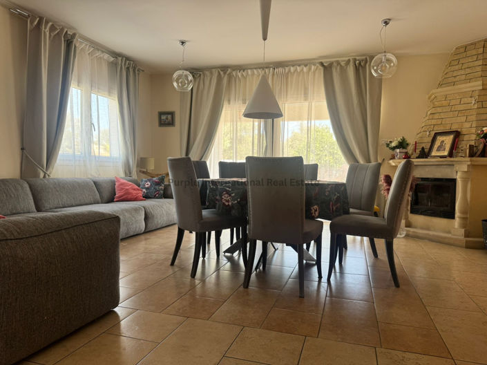 Image No.8-4 Bed Villa for sale