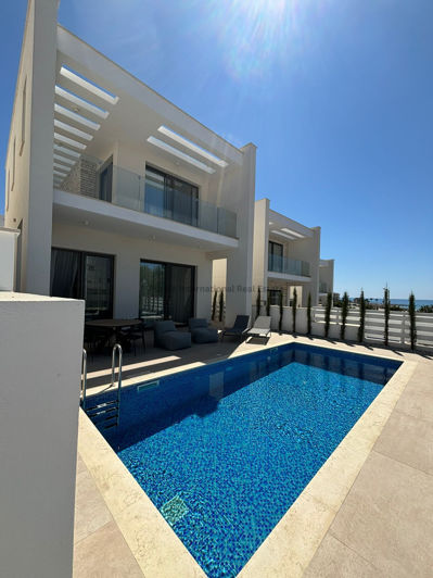 Image No.29-3 Bed Villa for sale