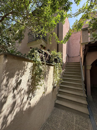 Image No.11-3 Bed Apartment for sale