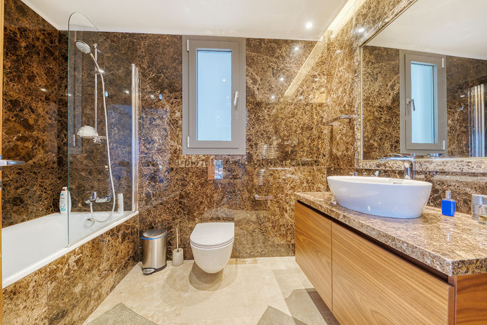 Image No.21-3 Bed Apartment for sale