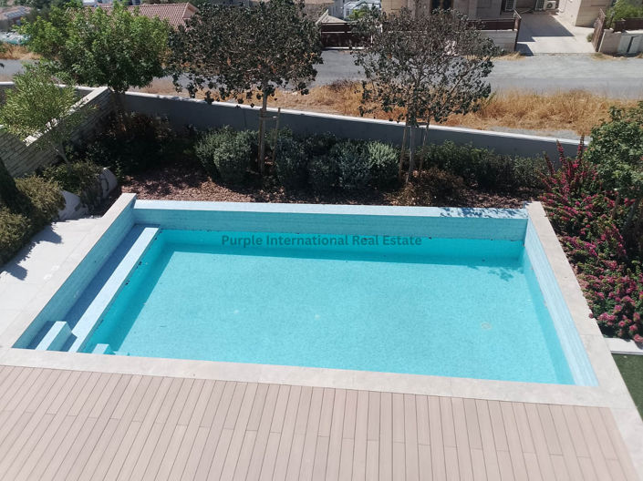 Image No.18-3 Bed Villa for sale