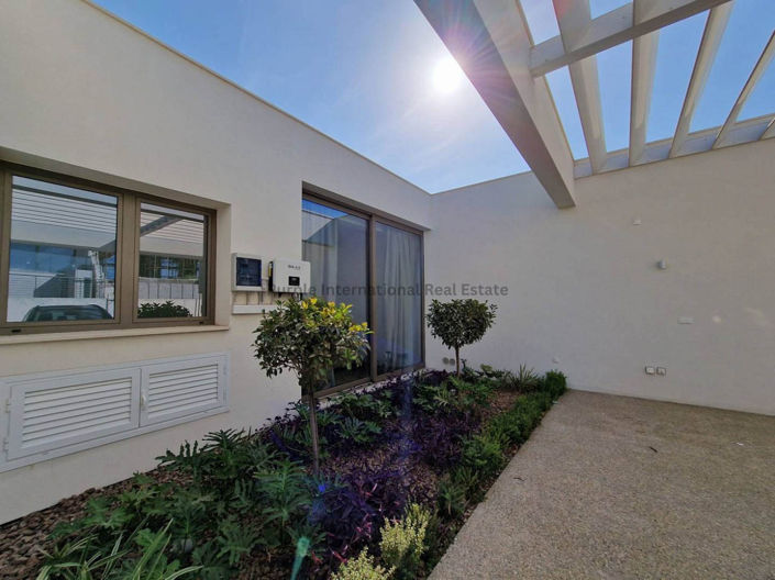 Image No.7-3 Bed Villa for sale