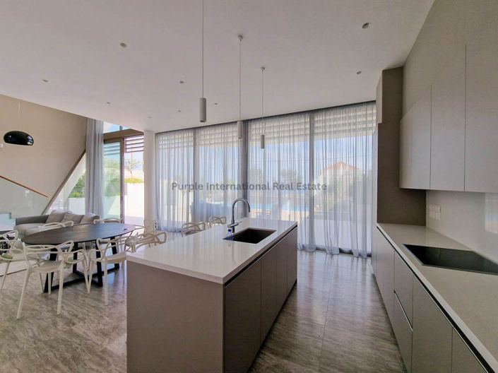 Image No.6-3 Bed Villa for sale