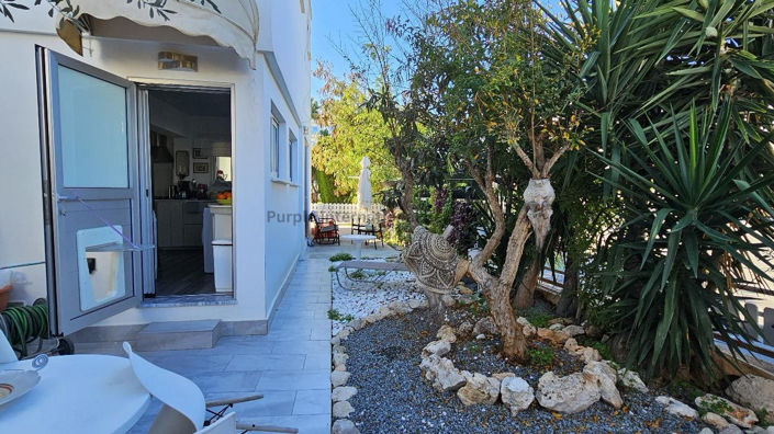 Image No.10-3 Bed Villa for sale