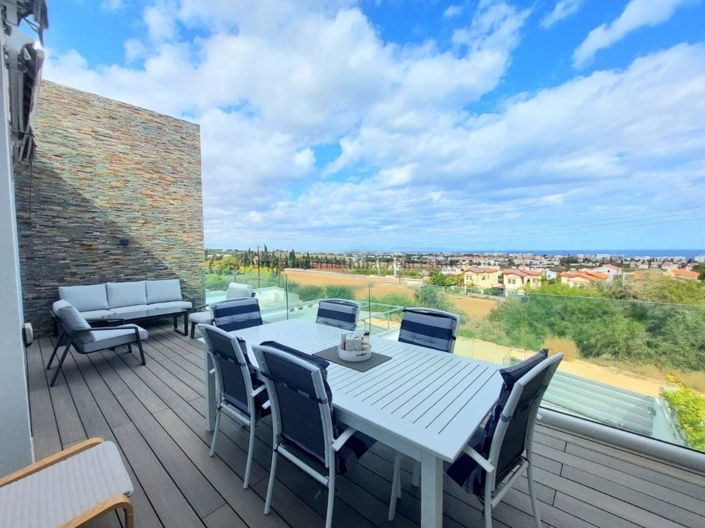 Image No.1-3 Bed Apartment for sale