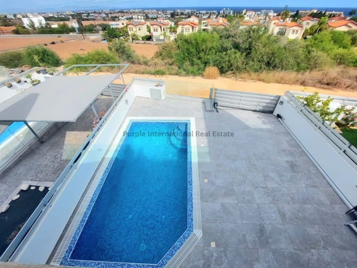 Image No.11-3 Bed Apartment for sale