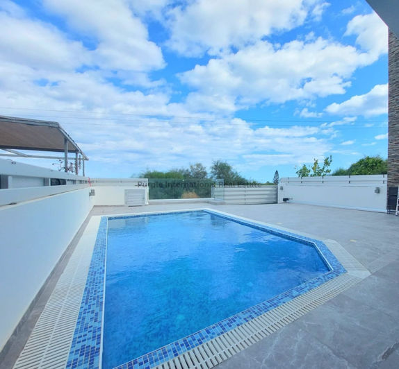 Image No.23-3 Bed Apartment for sale