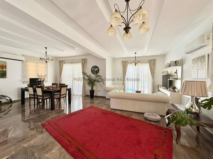 Image No.6-3 Bed Villa for sale