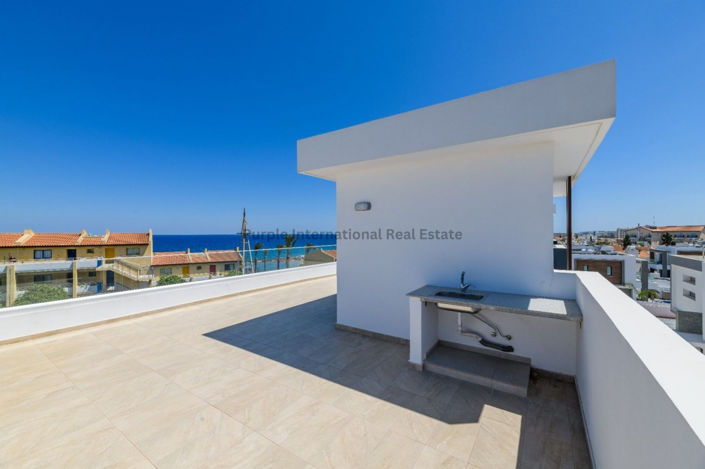 Image No.15-3 Bed Villa for sale