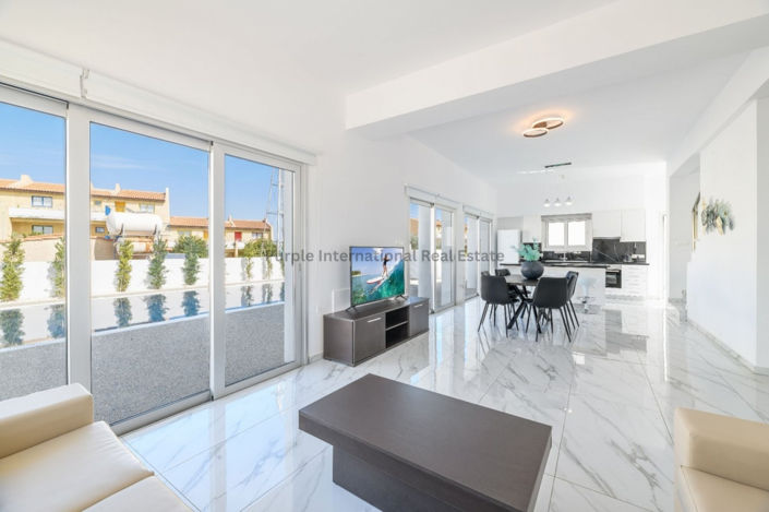 Image No.5-3 Bed Villa for sale