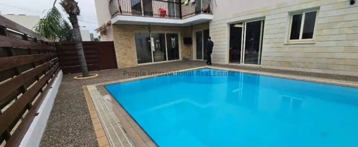 Image No.2-5 Bed House for sale