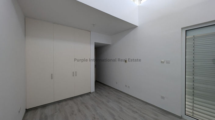 Image No.12-3 Bed House for sale