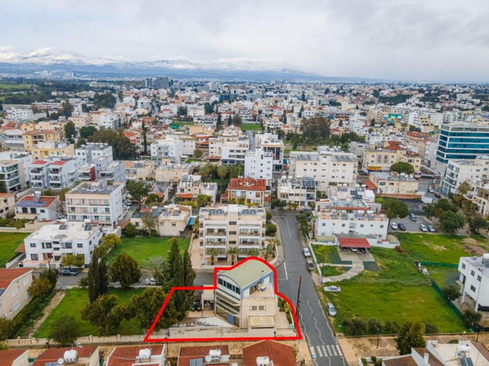 Image No.6-5 Bed Property for sale