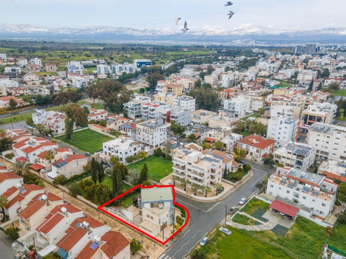 Image No.8-5 Bed Property for sale