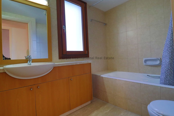 Image No.10-3 Bed Villa for sale