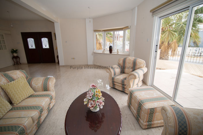 Image No.12-4 Bed Villa for sale