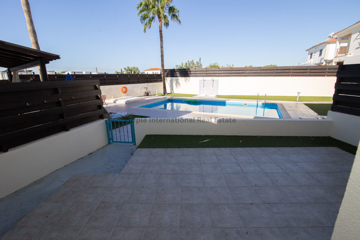 Image No.14-3 Bed Villa for sale