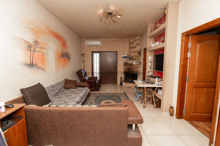 Image No.4-4 Bed Bungalow for sale