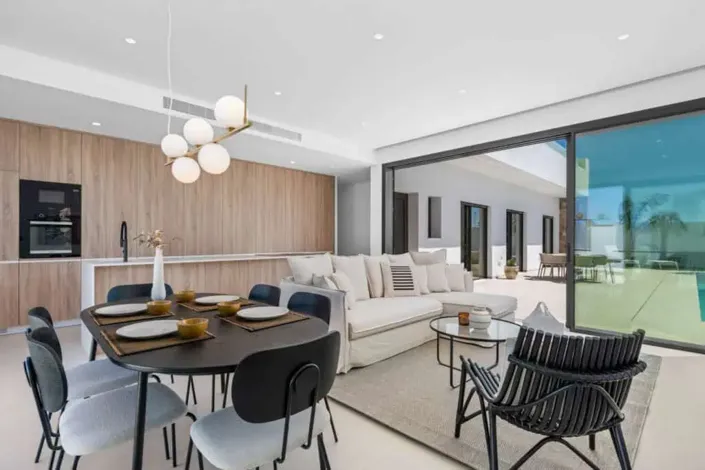 Image No.14-3 Bed Villa for sale