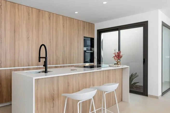 Image No.7-3 Bed Villa for sale