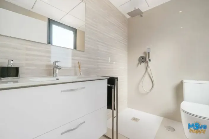 Image No.8-3 Bed Villa for sale