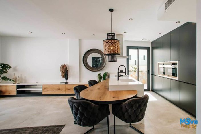 Image No.9-4 Bed Apartment for sale