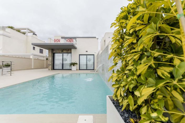 Image No.1-3 Bed Villa for sale