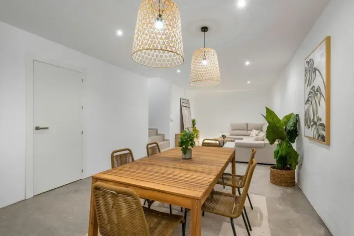 Image No.14-3 Bed Villa for sale