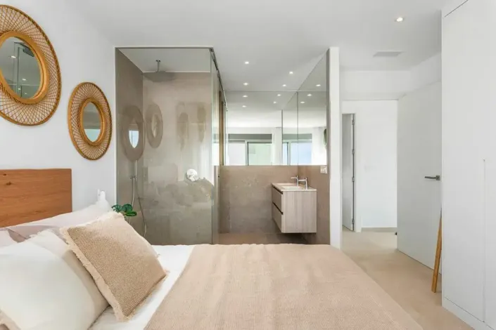 Image No.28-3 Bed Villa for sale