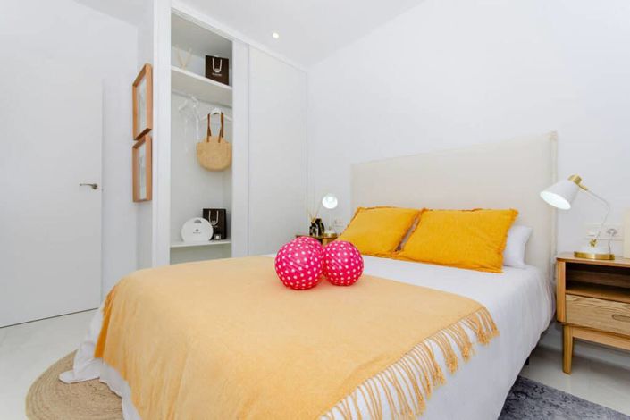 Image No.19-3 Bed Villa for sale