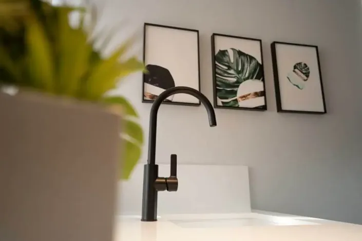 Image No.20-3 Bed Townhouse for sale