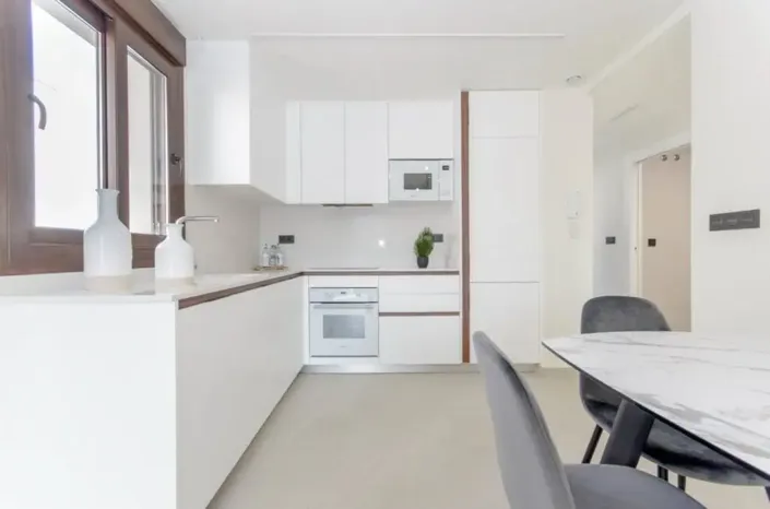 Image No.11-2 Bed Apartment for sale