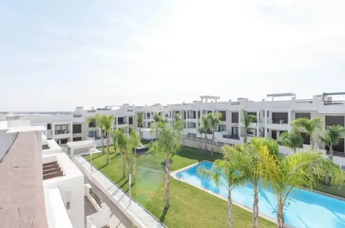 Image No.32-2 Bed Apartment for sale