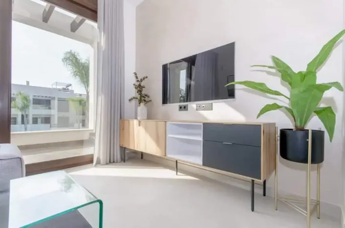 Image No.8-3 Bed Apartment for sale