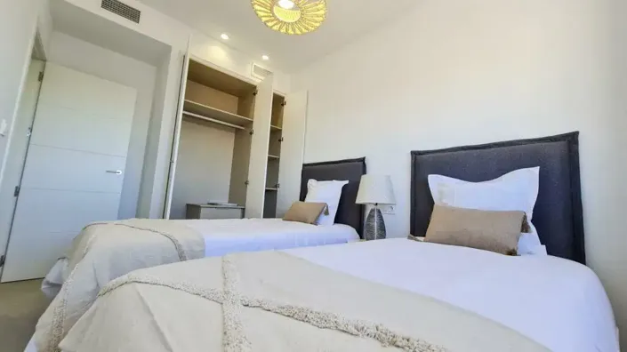 Image No.12-3 Bed Villa for sale