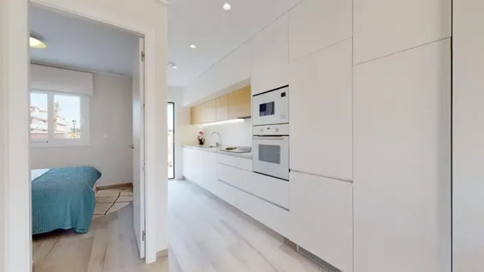 Image No.35-3 Bed Apartment for sale