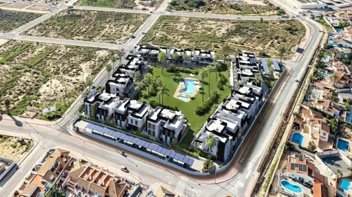 Image No.4-2 Bed Apartment for sale