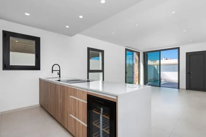 Image No.15-3 Bed Penthouse for sale