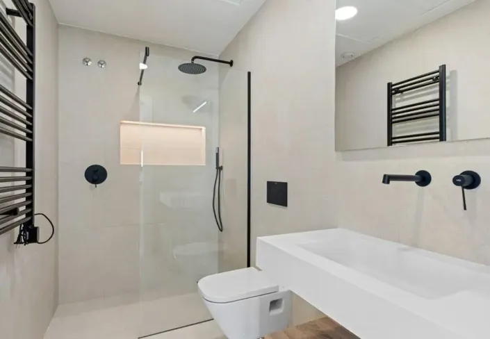 Image No.20-3 Bed Penthouse for sale