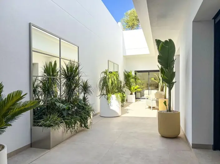 Image No.25-5 Bed Villa for sale