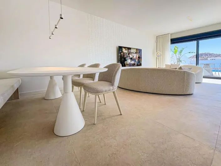 Image No.10-5 Bed Villa for sale