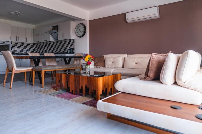 Image No.11-Studio for sale