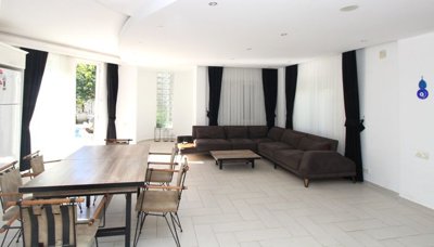 Interior 2